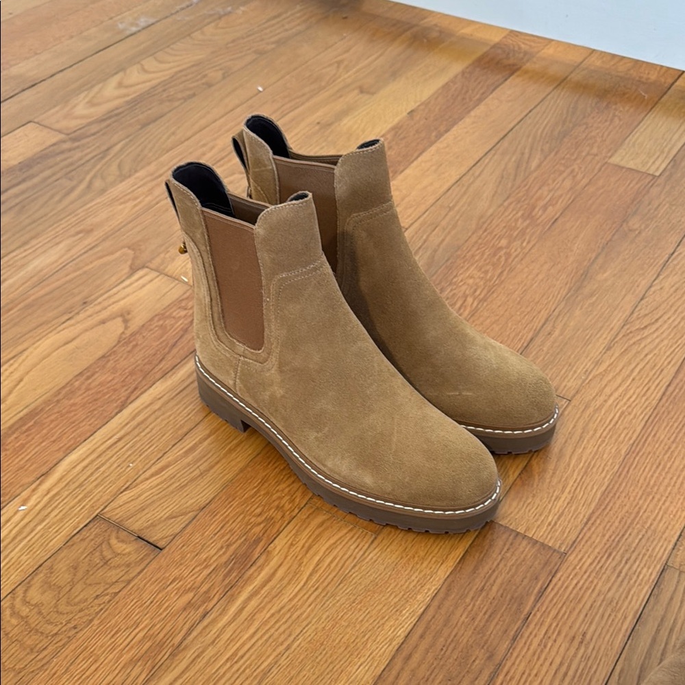New Cole Haan Chelsea Boots 7.5